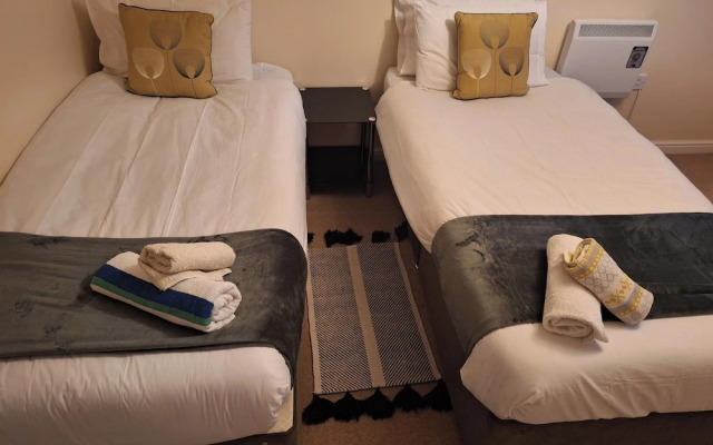 Tranquil Retreat in Ely City Center