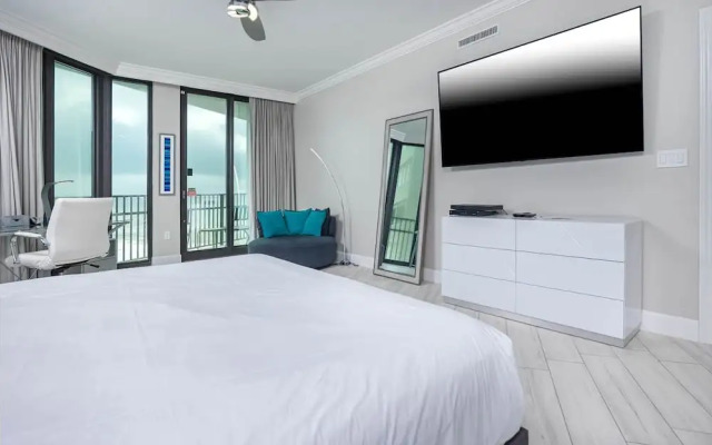 Phoenix Ix 608 3 Bedroom Condo