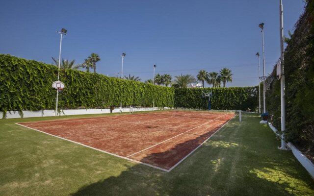 Lordos Beach Hotel & Spa