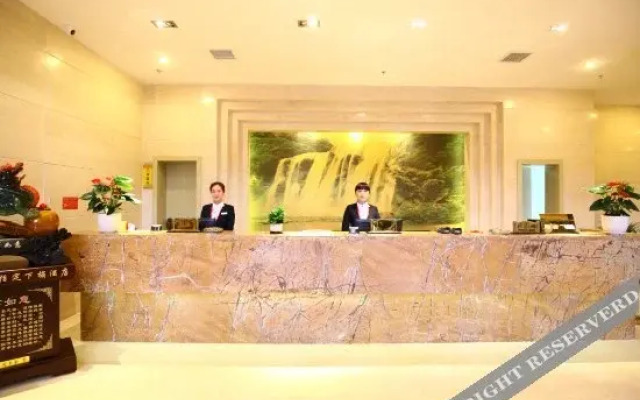 Yalante Hotel