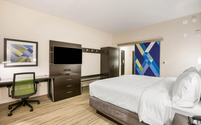 Holiday Inn Express & Suites Jacksonville - Town Center by IHG