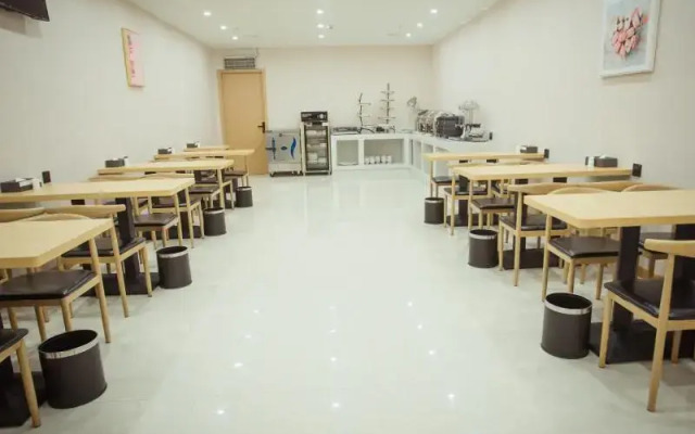 GreenTree Inn Nantong Development Zone Country Gar