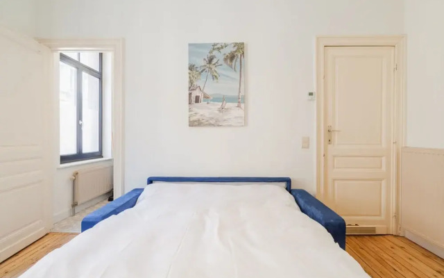 Self Check In 2 Room Appartement In Trendy Saint Gilles
