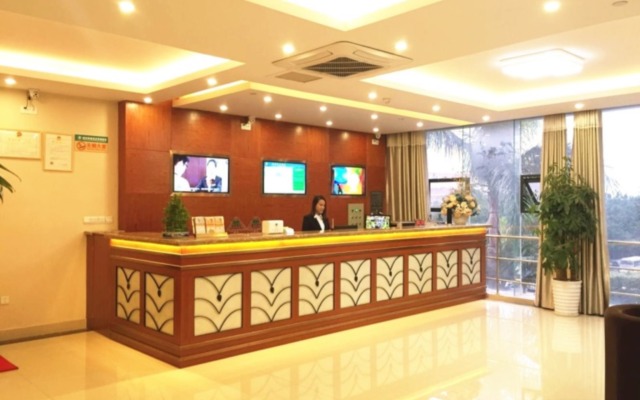 GreenTree Inn Shenzhen Guanggang Port Futian South Road Express Hotel