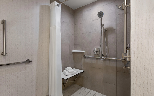 Holiday Inn Nashville Downtown - Stadium by IHG