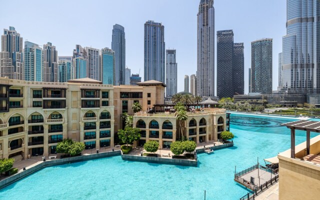 DHH - Souq Al Bahar Old Town Island