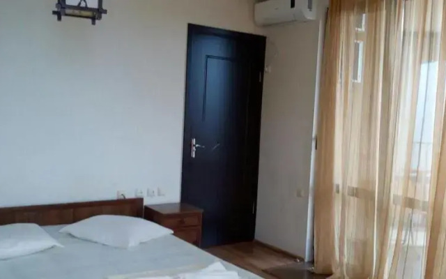 Nokos Hotel