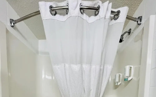 Super 8 Grande Prairie