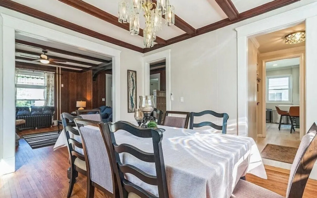 Cozy Trotter 4 Bedroom Home