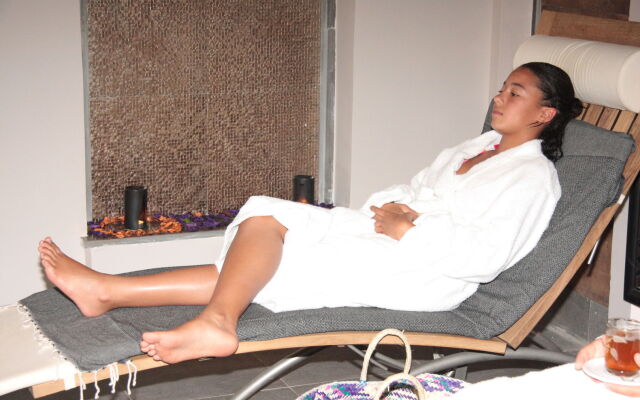 Hotel Tropicana Club & Spa