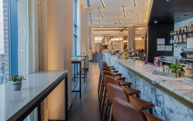 Canopy by Hilton Jersey City Arts District