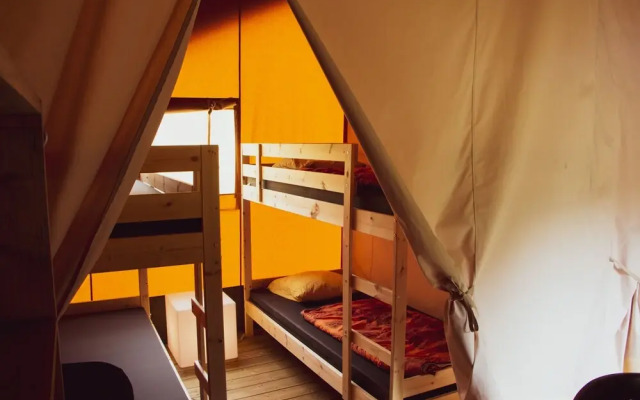 Safaritent at Camping Belle-Vue 2000