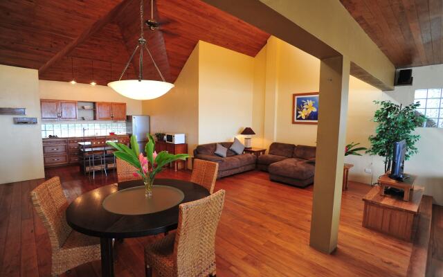 Hideaway Island Resort
