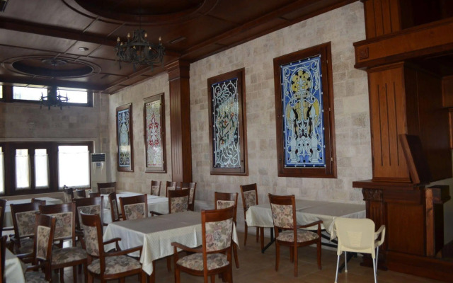 Royal Park Hotel