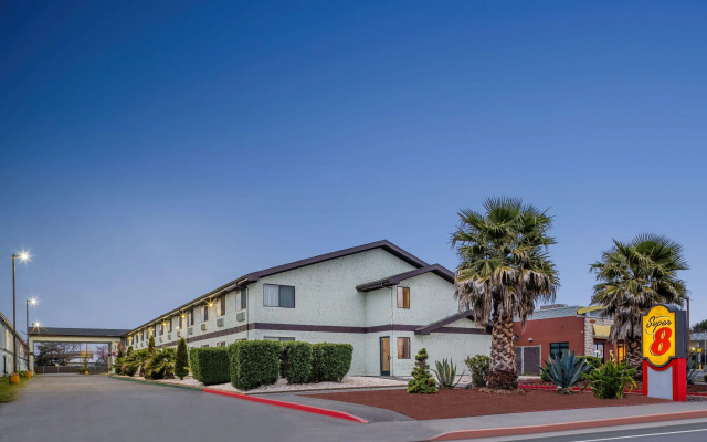 Super 8 by Wyndham Arcata