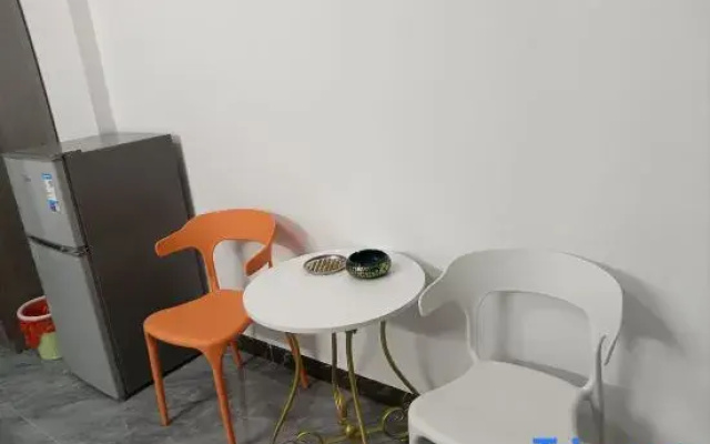 Minghao Elevator Apartment