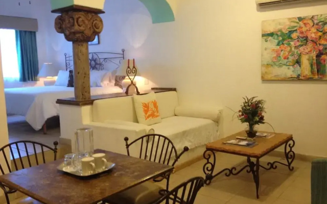 El Encanto Inn