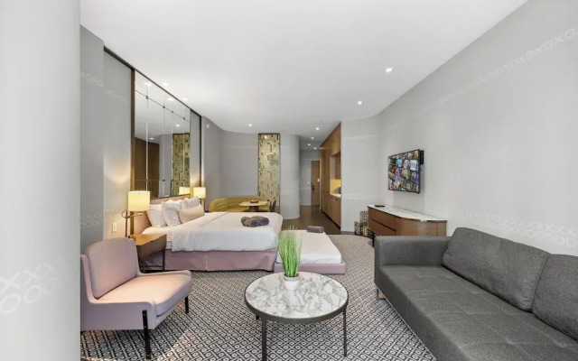 SLS Lux King Suite