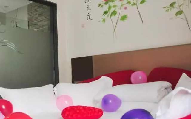 Chunzhichao Business Hotel