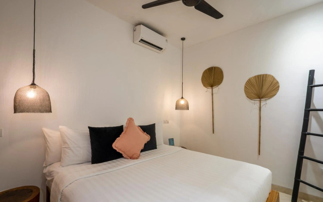 Ohana's Beachfront Resort & Beach Club – Guest Rooms – Lembongan Island