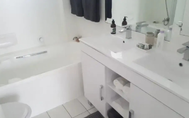 Sausalito One Bed Apartment