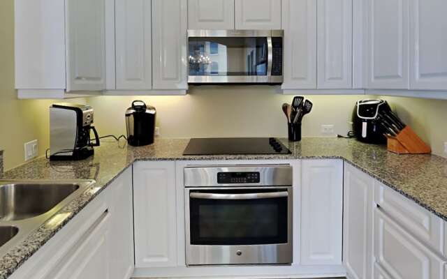 Beach Colony Towers by Southern Vacation Rentals