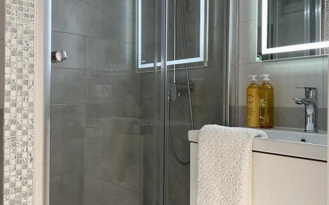 Rent2Room on Uralskaya street 4