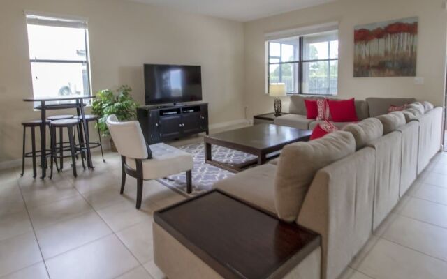 Champions Gate 9039 A