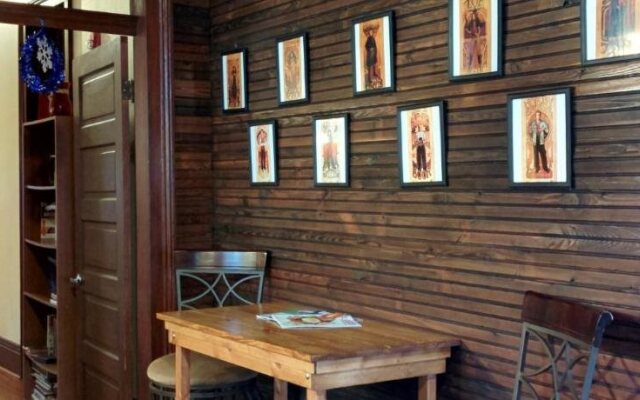 Site 61 Guesthouse