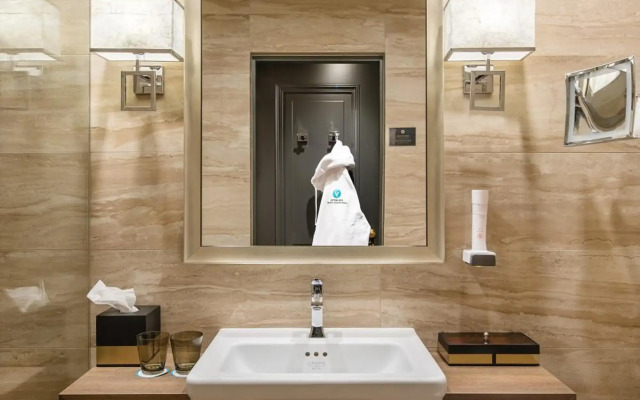 V Spa & Conference Hotel