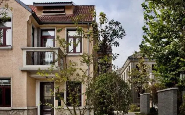 Yihe Gongguan Apartment
