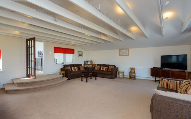 Wagon Lodge - 5 Bedroom Luxury