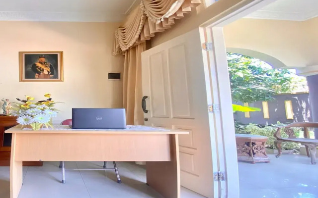 Hotel O Kenzie Bunkbed Syariah