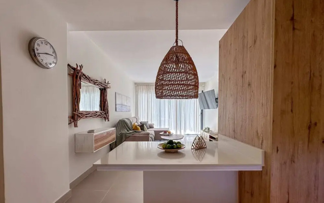 Cozy and beautiful apartment at the beach