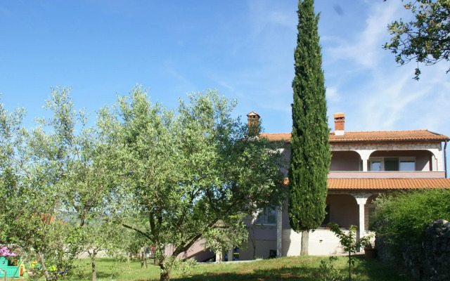 Apartment in Krnica Near Beach & BBQ