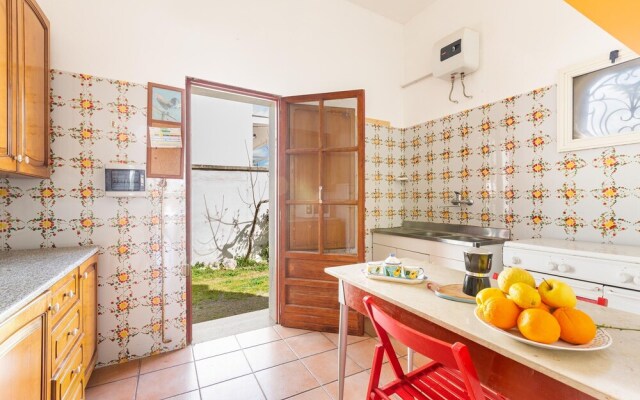 2961 Villa Poesia by Barbarhouse