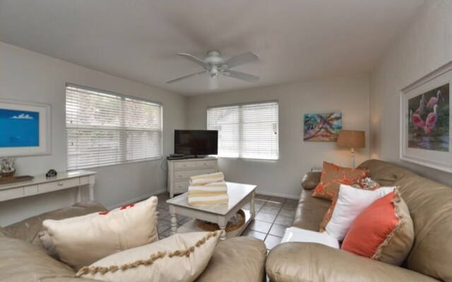 Avenue E #54489 - 3 Br Home