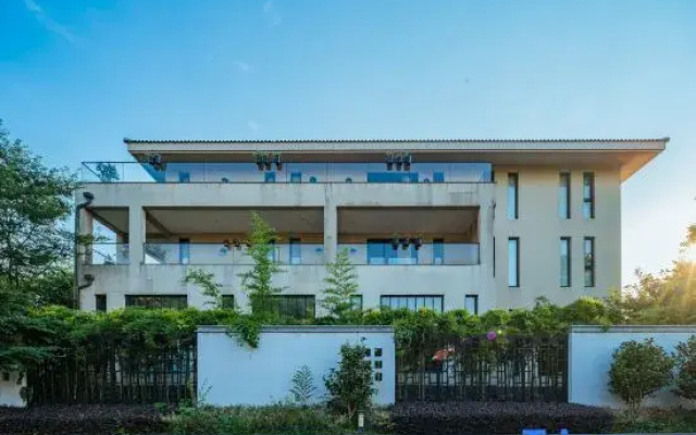 Huazhu Luxury · Yixing Xinran Bieyuan (Yunhu Scenic Area Store)