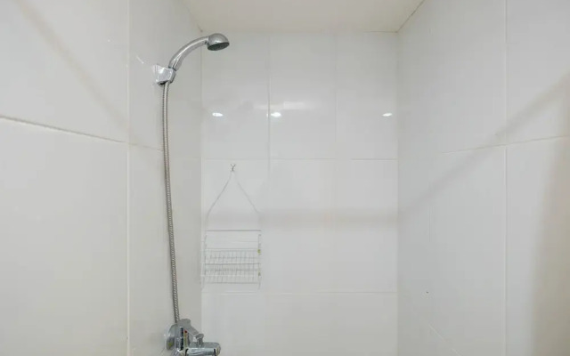 Comfy and Nice Studio Apartment at Tamansari Mahogany