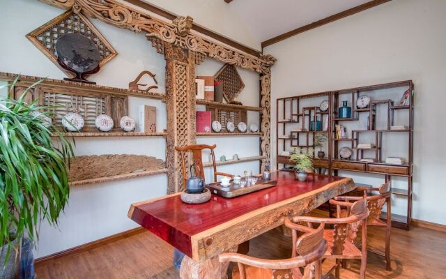 Hua Linglong Courtyard Inn