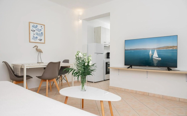Rosmarinus Studios