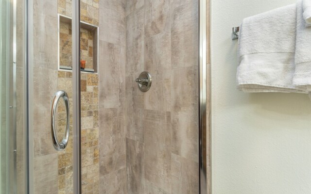 Liftview Miniums 2 Bedroom Condo by RedAwning