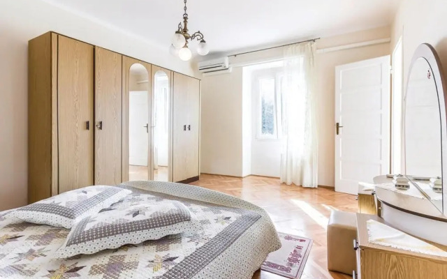 Awesome Apartment in Pula With 2 Bedrooms and Wifi