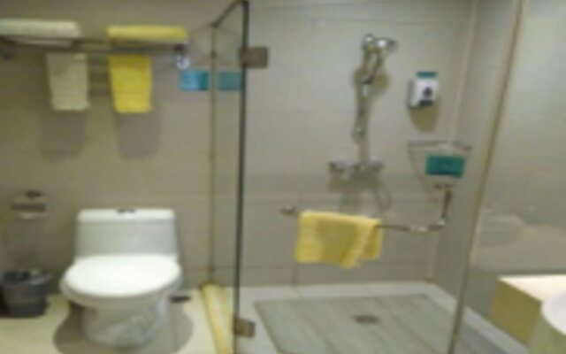 City Comfort Inn Hechi Donglan Bus Terminal