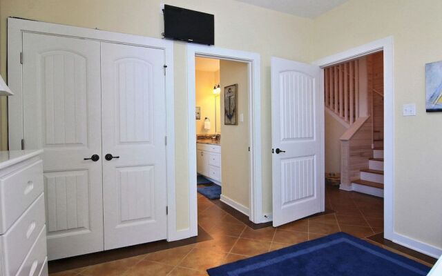 Kona Cove 8 by RedAwning