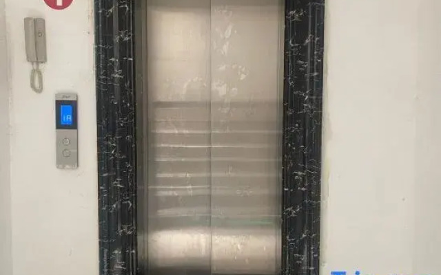 Guangnan Dongyi Hotel