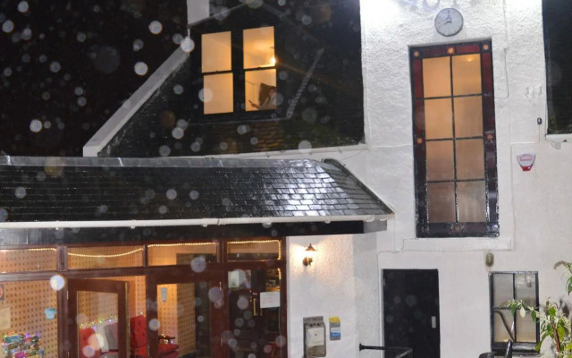 Tayview Hotel
