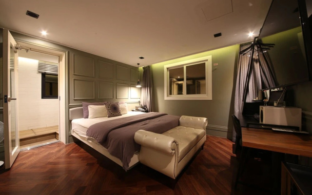 Hotel Frenchcode