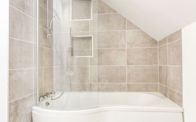 Clifton Down Penthouse