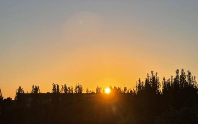 Petit Studio Zen avec parking gratuit réservé